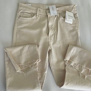 Mother Denim NWT (new with tags) the insider crop step fray in ivory / chalk
